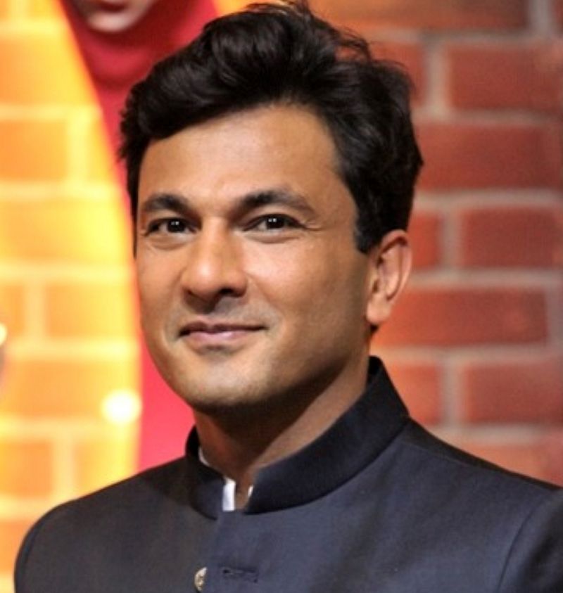 Amritsar-born chef Vikas Khanna ranked in global top 10 list by Gazette Review