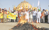 Farmers hold protest against Agnipath at Amritsar's Golden Gate