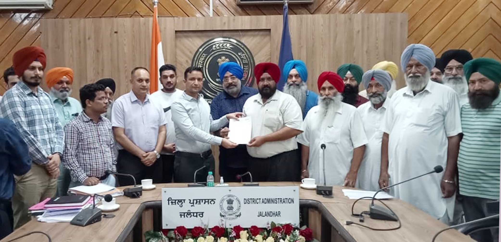 Jalandhar DC reaches out to farmers over land acquisition for NHs
