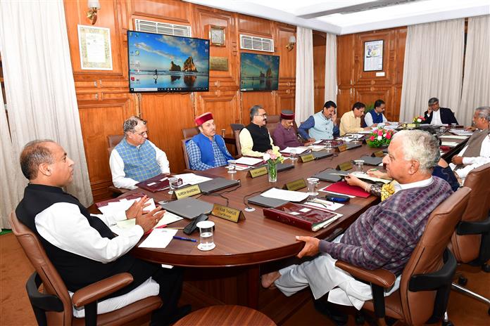 Himachal Cabinet extends MIS for apple, mango purchase
