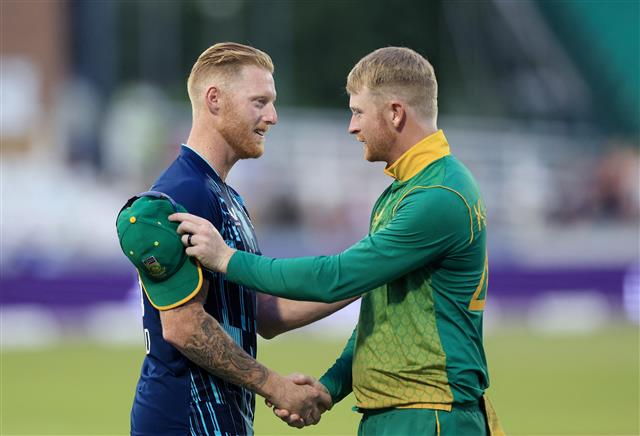 South Africa spoil Ben Stokes’ final ODI with 62-run win vs England