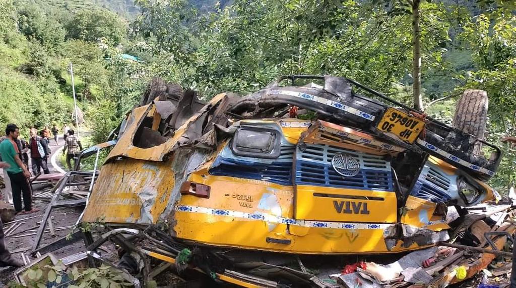Schoolchildren among 12 killed as private bus falls into gorge in Himachal's Kullu