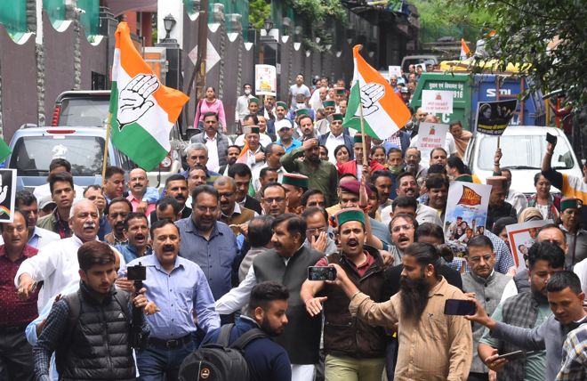 Shimla: Congress protests Sonia Gandhi’s grilling by ED