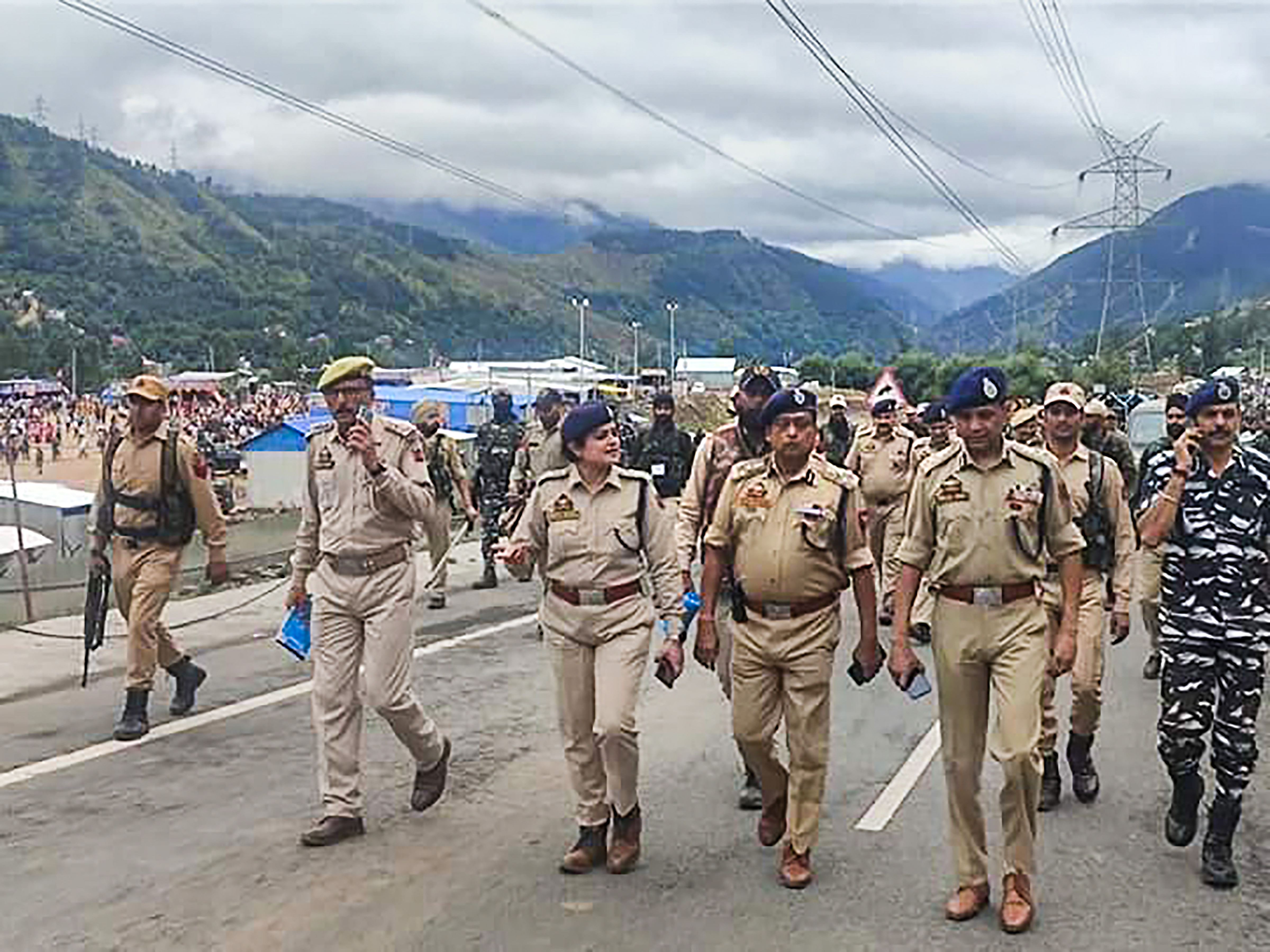 Unregistered pilgrims' entry to Kashmir Valley barred after 3.30 pm