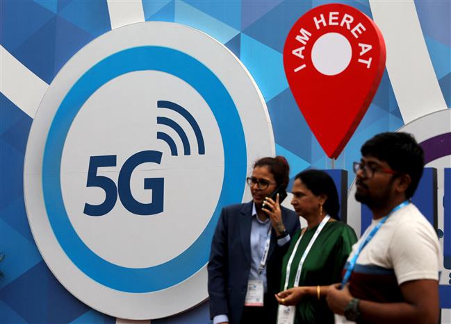 5G spectrum sale nears Rs 1.50 lakh crore mark on Day 5; bidding to resume on Sunday