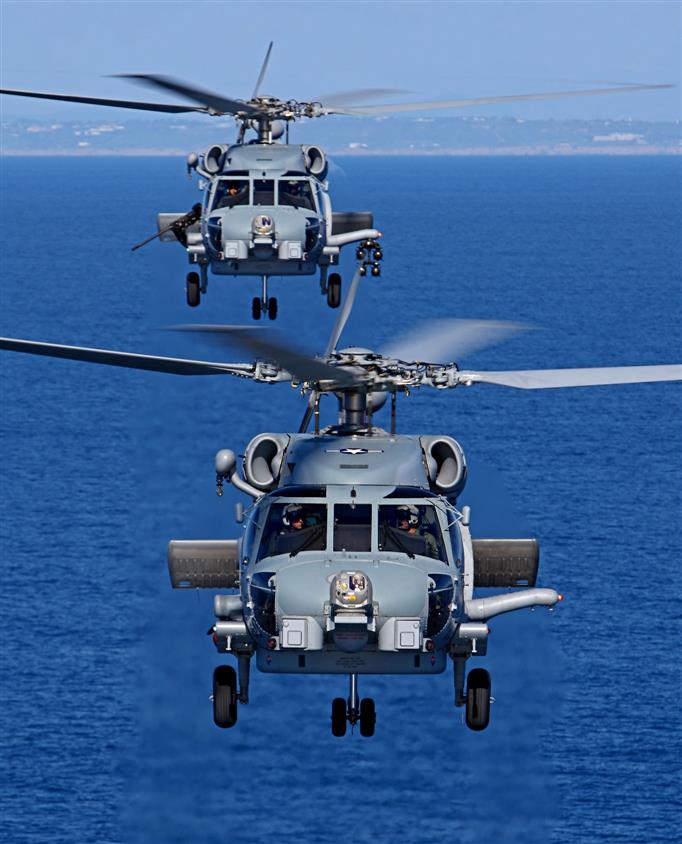 2 submarine-hunting copters arrive from US