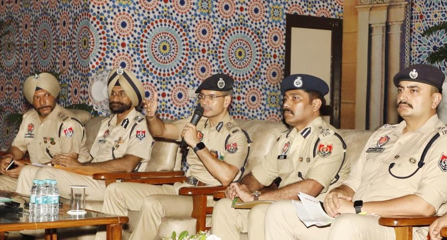 Punjab DGP Gaurav Yadav holds meeting with Jalandhar cops