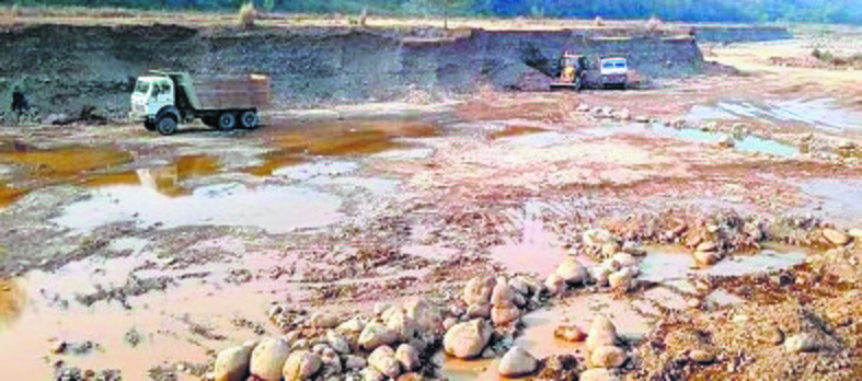 Illegal mining in Himachal: Deep digging in Chakki river threatens rail bridge