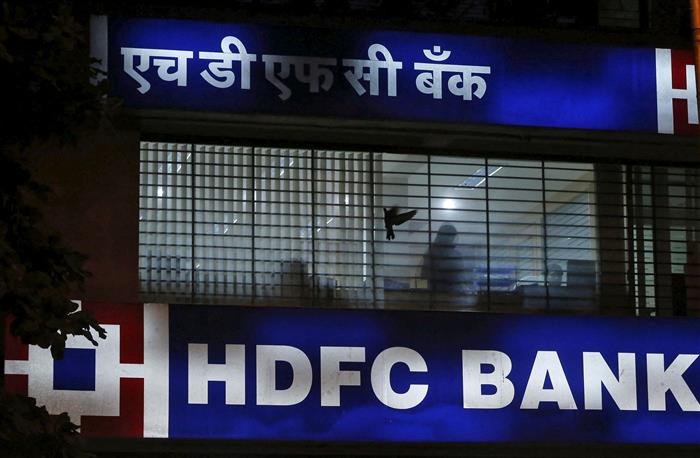 HDFC hikes lending rate by 25 bps; home loan to be costlier