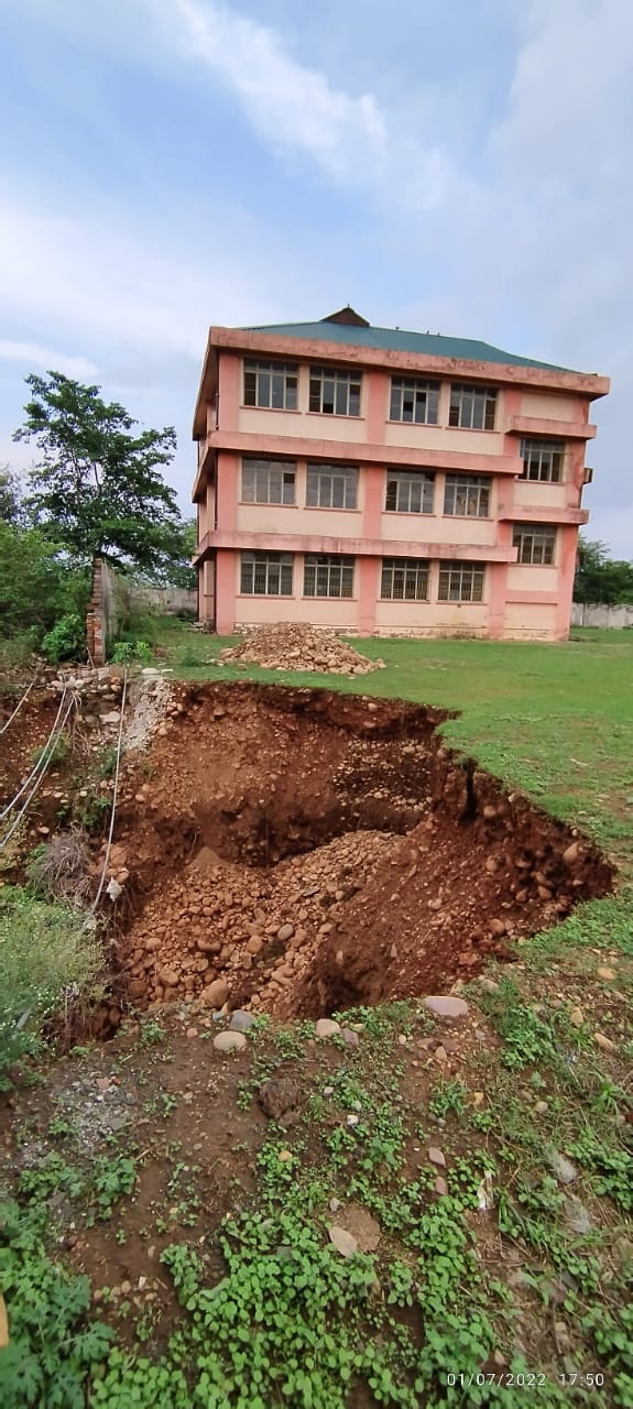 Himachal: School at risk as retaining wall collapses in Dehra Gopipur