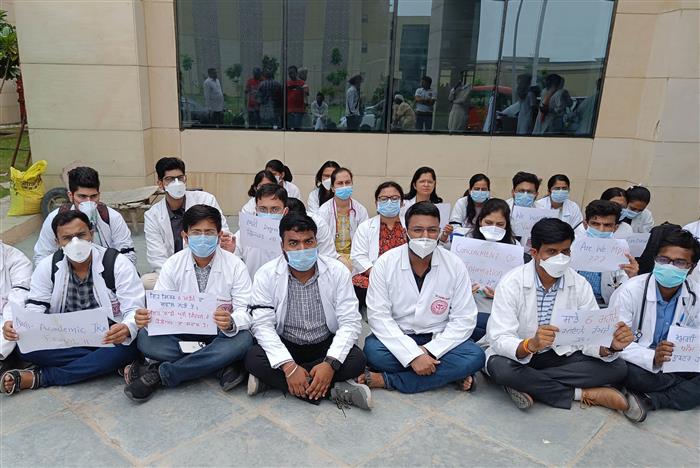 Bathinda AIIMS PG students hold protest