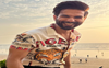 'Get your happy face on' like Shahid Kapoor
