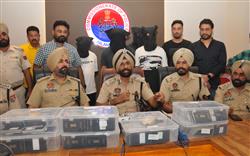 Four illegal travel agents held in Jalandhar