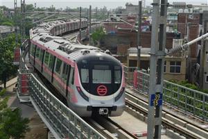 Woman jumps in front of moving Metro at Jor Bagh station of Yellow Line, dies
