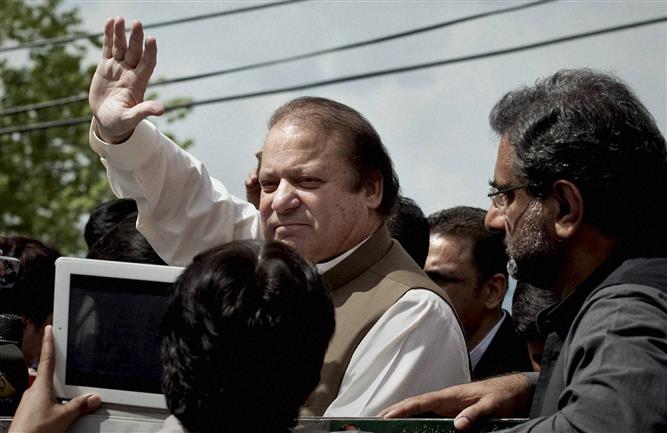 Nawaz Sharif will return to Pakistan from London next month: Minister