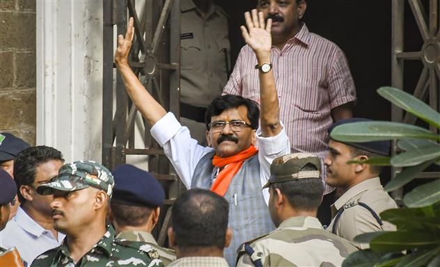 ED raids Shiv Sena MP Sanjay Raut's Mumbai residence, he alleges it's a frameup