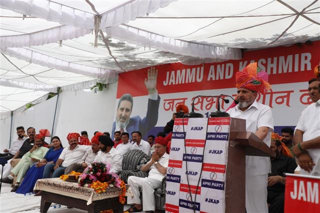 Election on mind, parties begin to woo voters in Jammu
