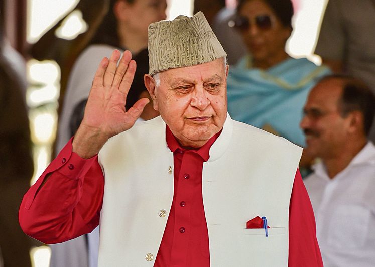 Will challenge non-locals in J&K poll rolls: Farooq Abdullah at all-party meet