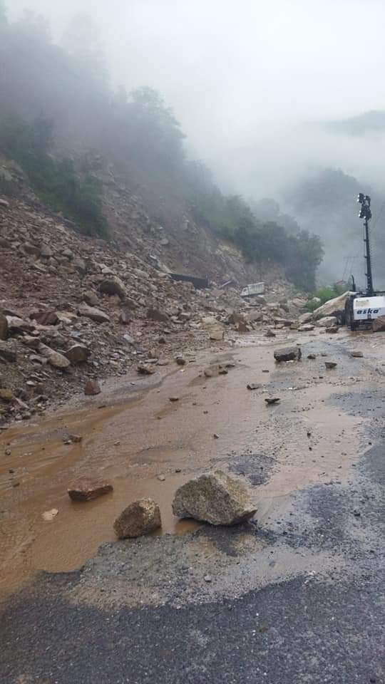 Traffic restored on Chandigarh-Manali highway after it was blocked following landslide in Mandi