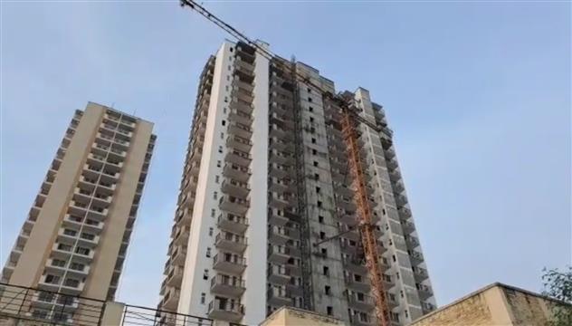 Four labourers killed at Gurugram construction site after falling from 17th floor of building