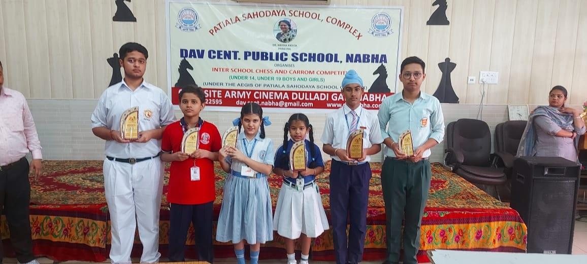 Students excel in chess c'ship