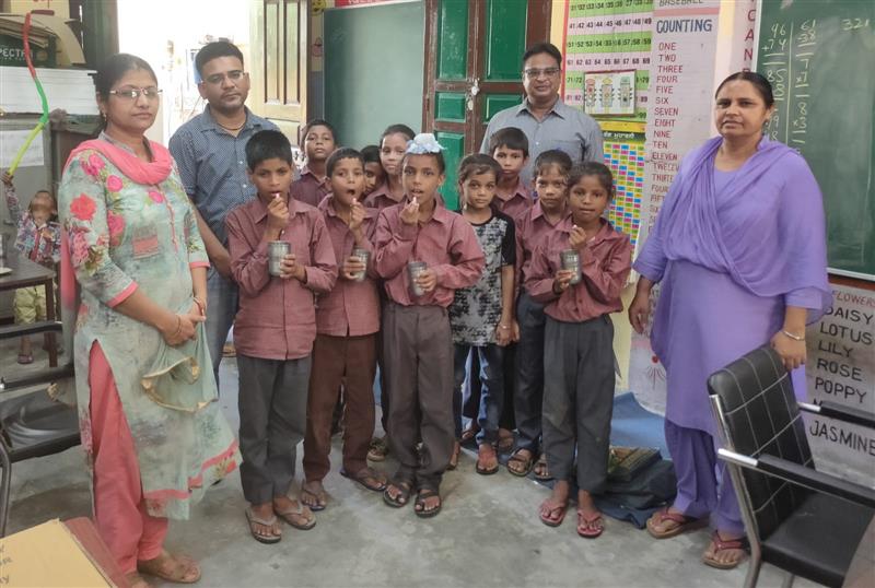 Deworming tablets distributed among children in Ahmedgarh