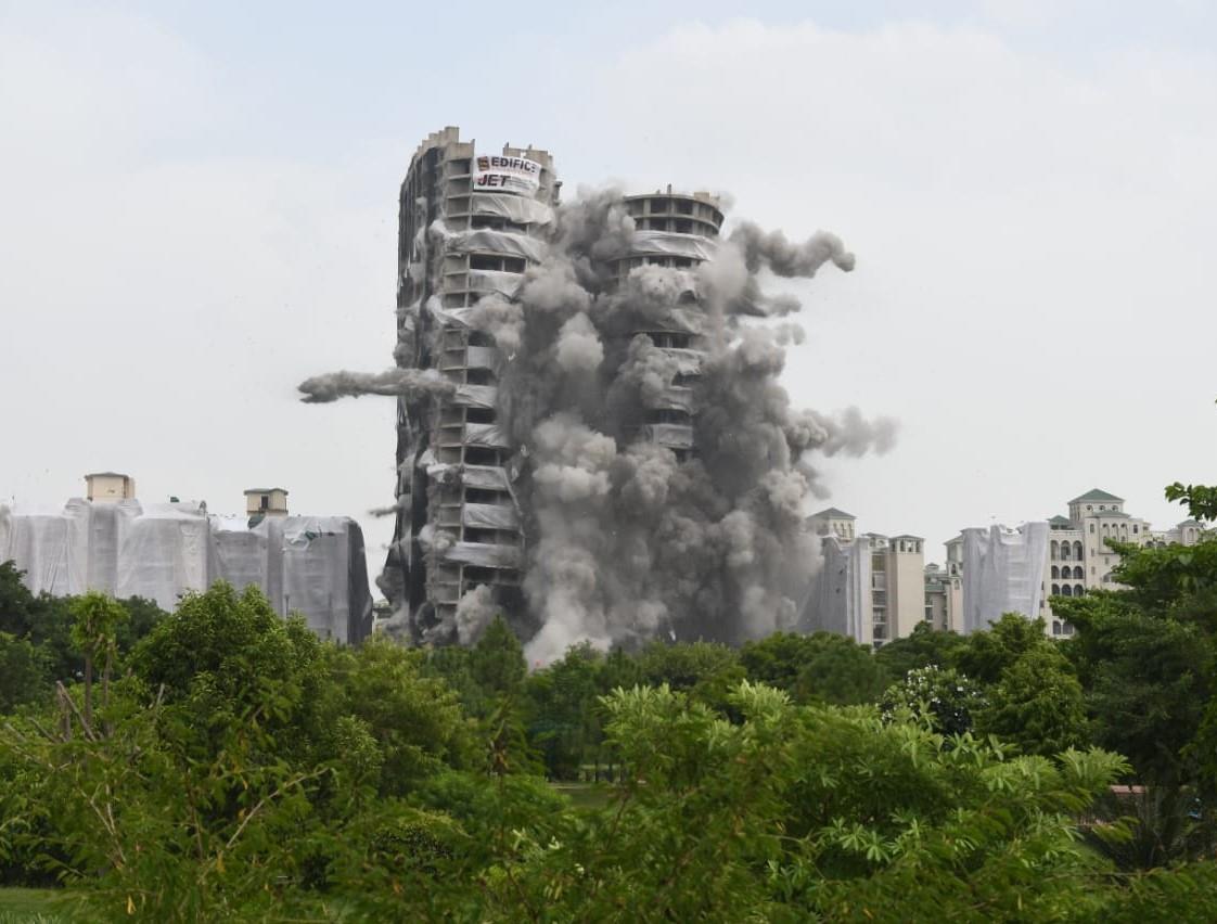 100-metre-high Noida's Supertech twin towers razed to ground in seconds