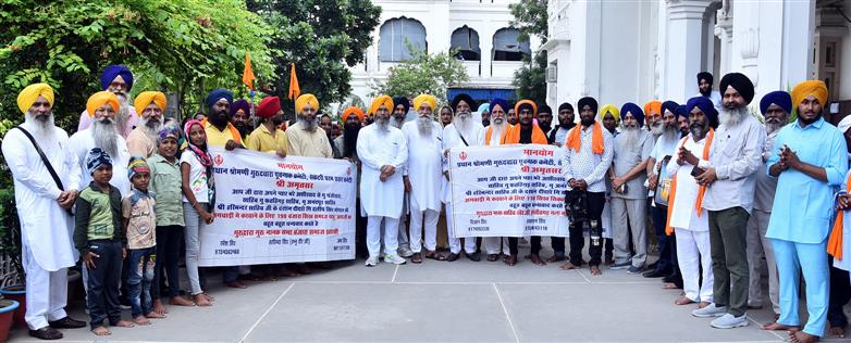 Sikligar Sikhs from Madhya Pradesh visit Darbar Sahib, Anandpur Sahib