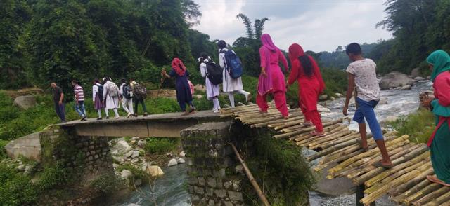In Himachal’s Palampur, daily commute of students to school is fraught with danger
