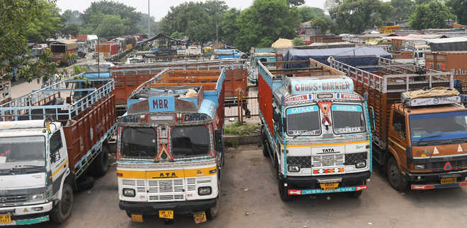 600 fitness certificates issued in one month to commercial vehicles : The Tribune India
