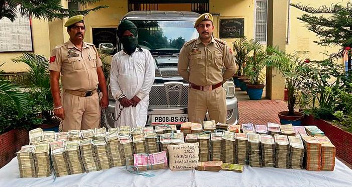 Peddler from Punjab caught carrying Rs 1.91 crore, heroin in Udhampur district