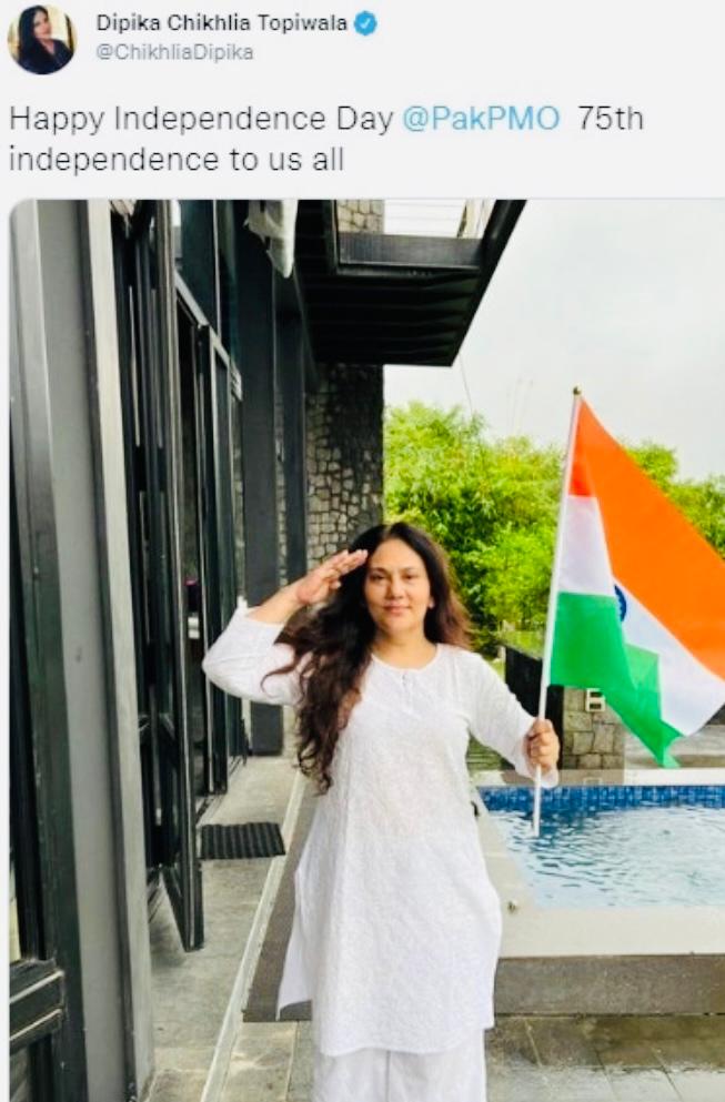 Ramayan’s Sita Dipika Chikhlia wrongly tags Pakistan PMO in Independence Day tweet, gets brutally trolled