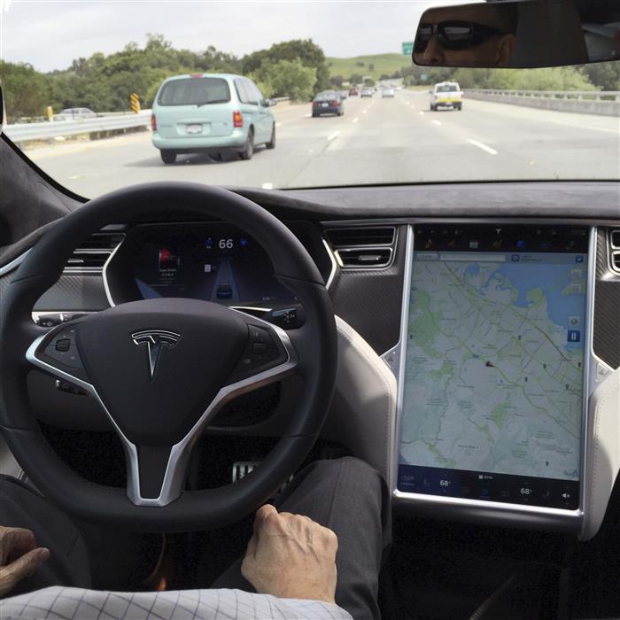 US agency probes Tesla crashes that killed 2 motorcyclists