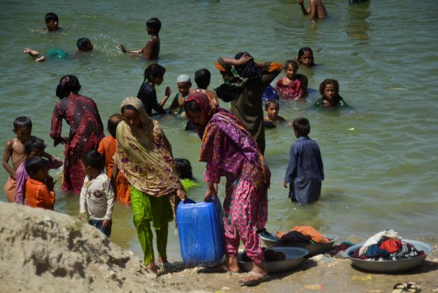 Death toll in devastating Pakistan flooding reaches 1,596