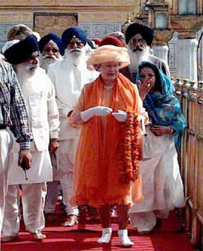 During '97 visit, Queen Elizabeth II stopped short of apologising for Jallianwala Bagh massacre
