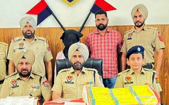 Man held with intoxicants in Ludhiana