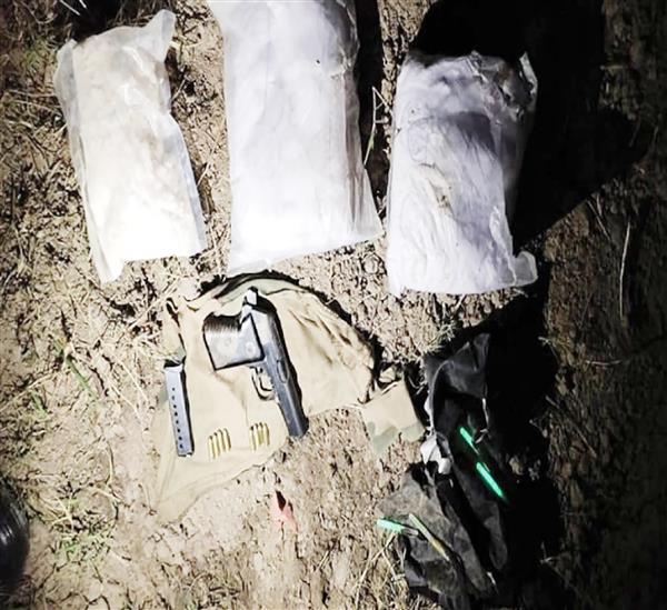 BSF foils smuggling bid along Pakistan border in Amritsar; seizes contraband, pistol