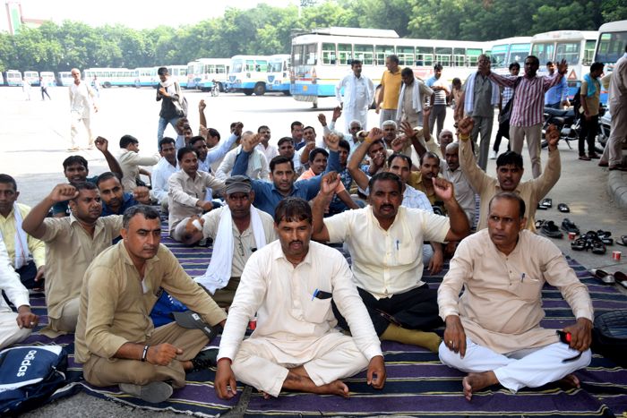 Passengers suffer in Rohtak, Karnal due to strike by Haryana Roadways employees