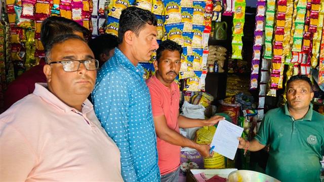 7 shopkeepers challaned by Yamunanagar-Jagadhri MC for single-use plastic items