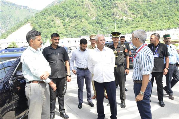 Himachal Pradesh Governor briefed about AIIMS project