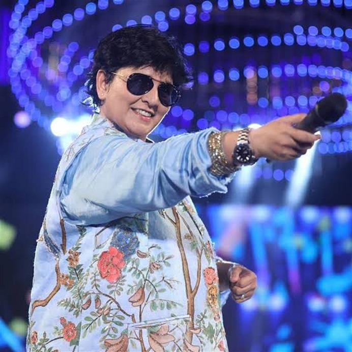 Garba queen Falguni Pathak will be seen on Indian Idol 13