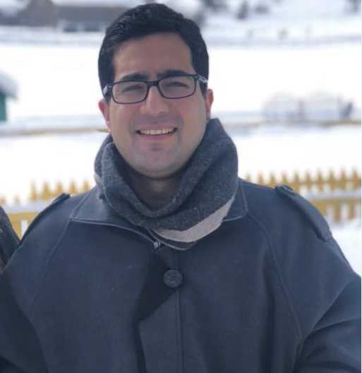 IAS officer Shah Faesal moves SC to withdraw name from plea on abrogation of Article 370