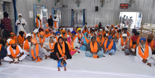 500 from border belt who had embraced Christianity reconvert to Sikhism