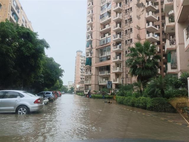Rain batters Delhi-NCR, more showers predicted