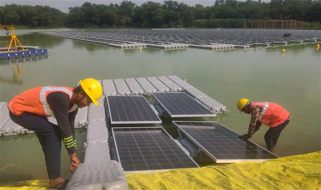 Floating solar plant at Dhanas lake in Chandigarh