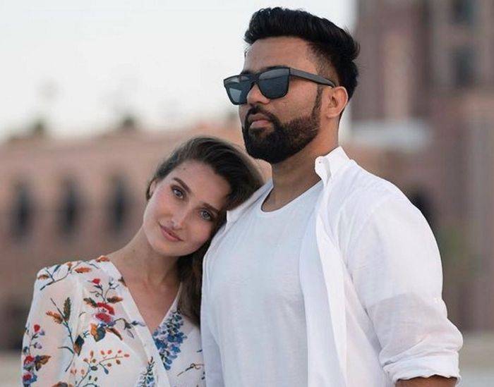 Ali Abbas Zafar and wife Alicia blessed with a baby girl
