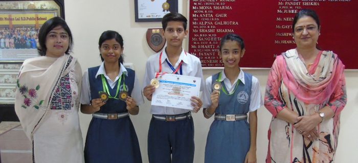 SD school students win medals in yoga competition