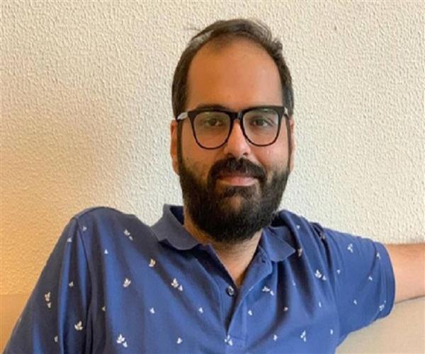 Show cancelled, irate Kunal Kamra dares VHP to condemn Nathuram Godse