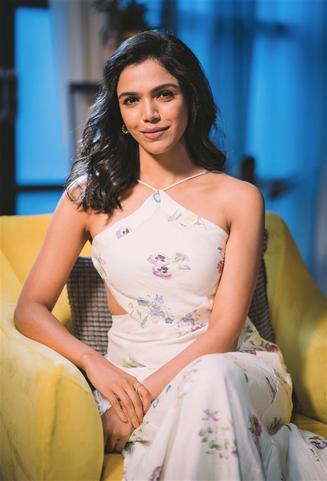 The second episode of Bumble's popular series Dating These Nights stars Shriya Pilgaonkar, who spills the beans on dating in the 30s
