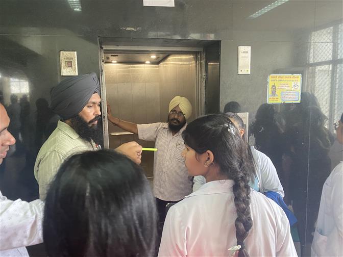 VIP culture: Lift off limits for patients, staff during Punjab Health Minister Chetan Jouramajra's Patiala hospital visit